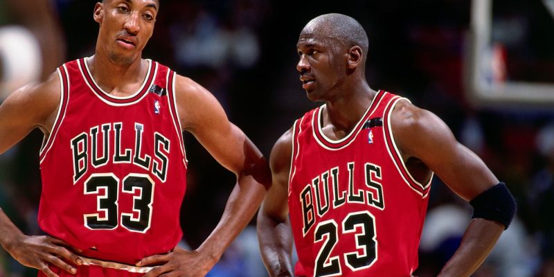 Huyền thoại NBA Michael Jordan từ chối 100 triệu đô khi được mời hợp tác